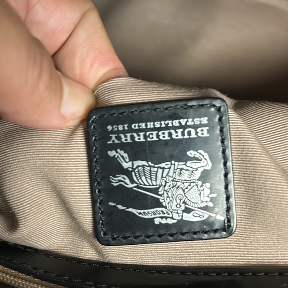 EUC Burberry satchel bag classic design - Picture 10 of 12